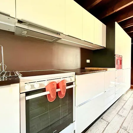 Family Duplex With Terrace In Apartamento *