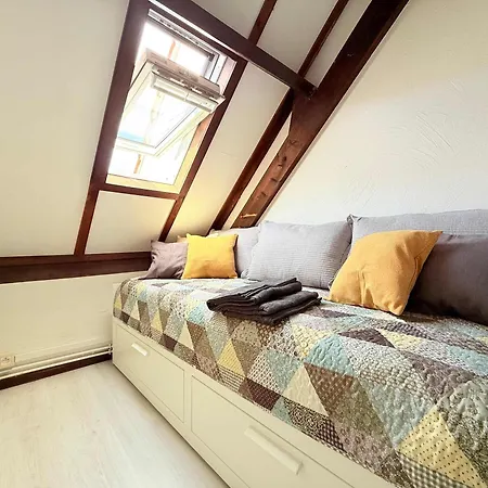 Family Duplex With Terrace In *
