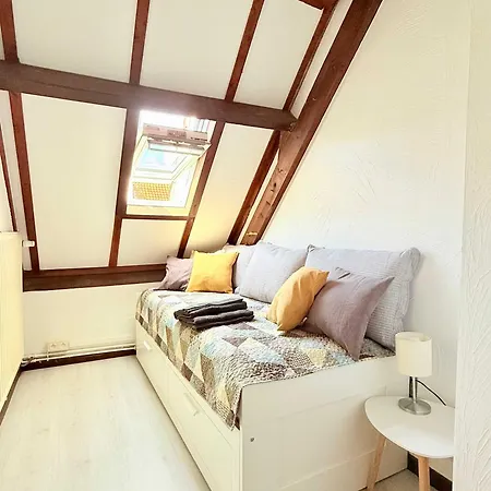 Family Duplex With Terrace In