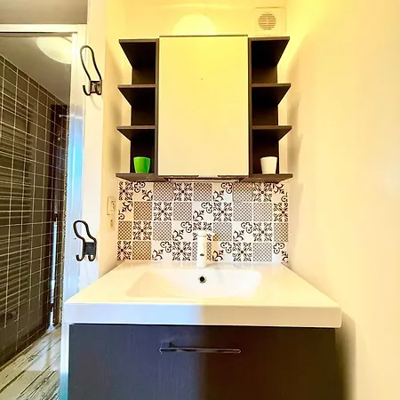 Family Duplex With Terrace In