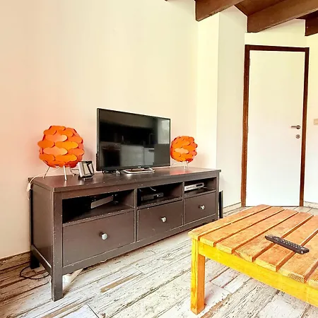 Family Duplex With Terrace In Apartamento